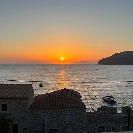 Limeni Inn Boutique Hotel Adults Only 12Plus Exterior foto